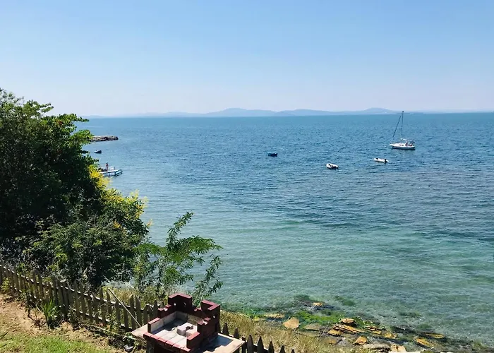Penthouse Panorama Sea View Apt. 아파트 포마리