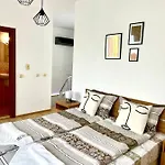 Penthouse Panorama Sea View Apt. アパート *