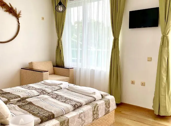 Апартамент Penthouse Panorama Sea View Apt.